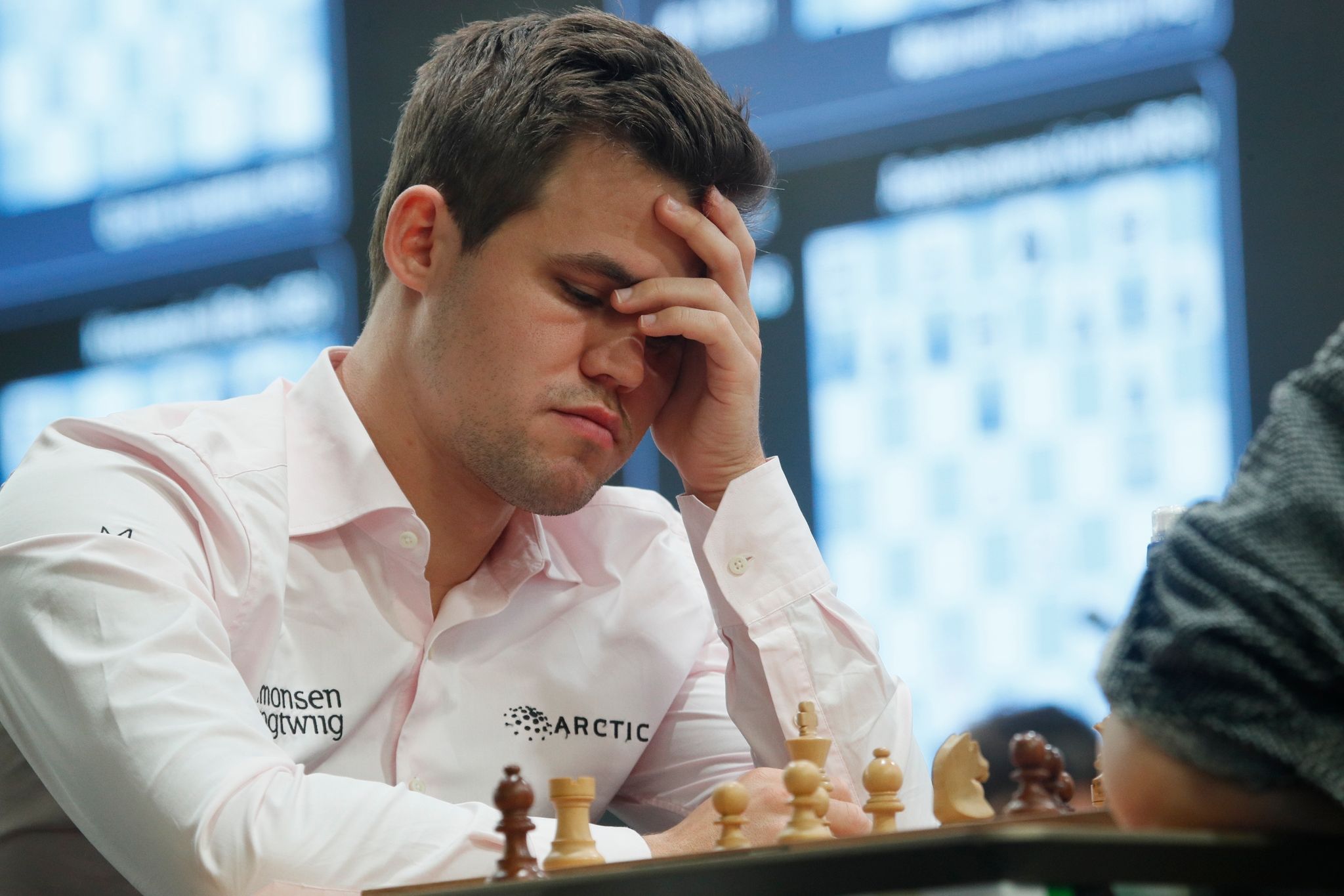Schachweltmeister Magnus Carlsen geht selbstbewusst in die Titelverteidigung.