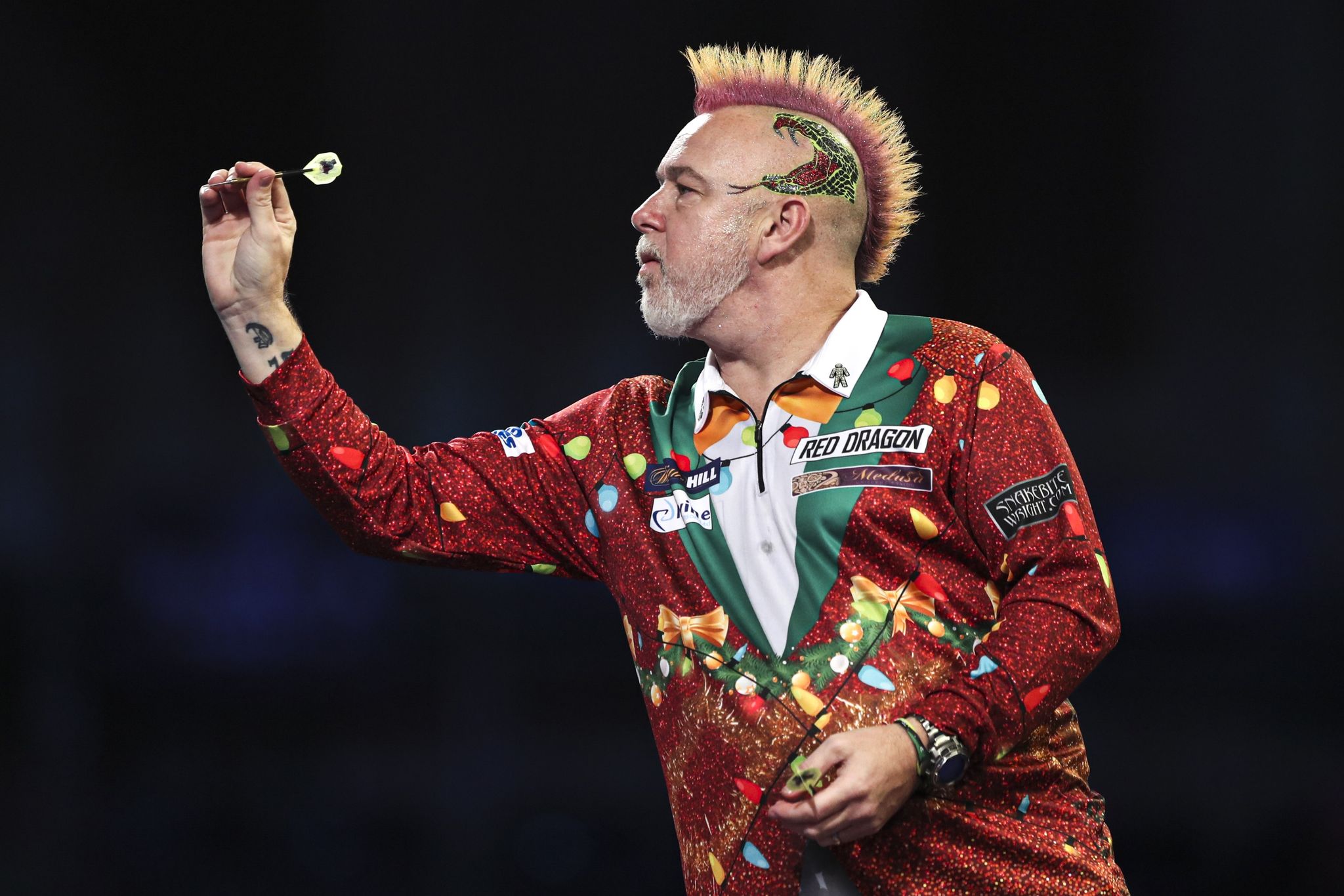 Darts-Star Peter Wright im Weihnachtsoutfit.