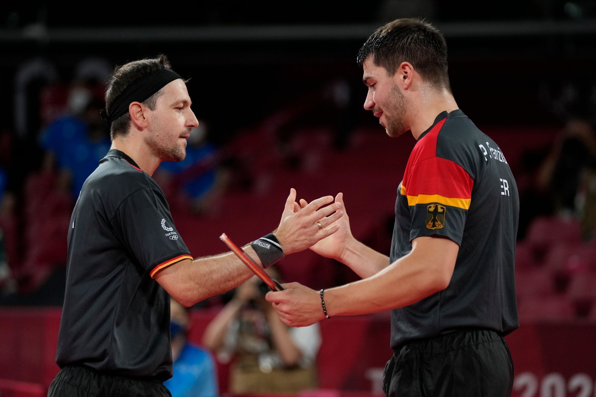 Stehen beide beim europäischen Top-16-Turnier im Halbfinale: Timo Boll (l) und Patrick Franziska.