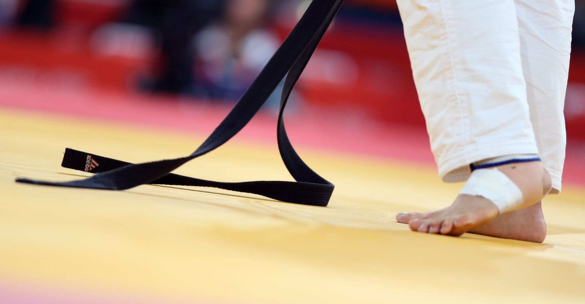 Der Taekwondo-Weltverband entzieht Putin den Schwarzen Ehren-Gürtel.