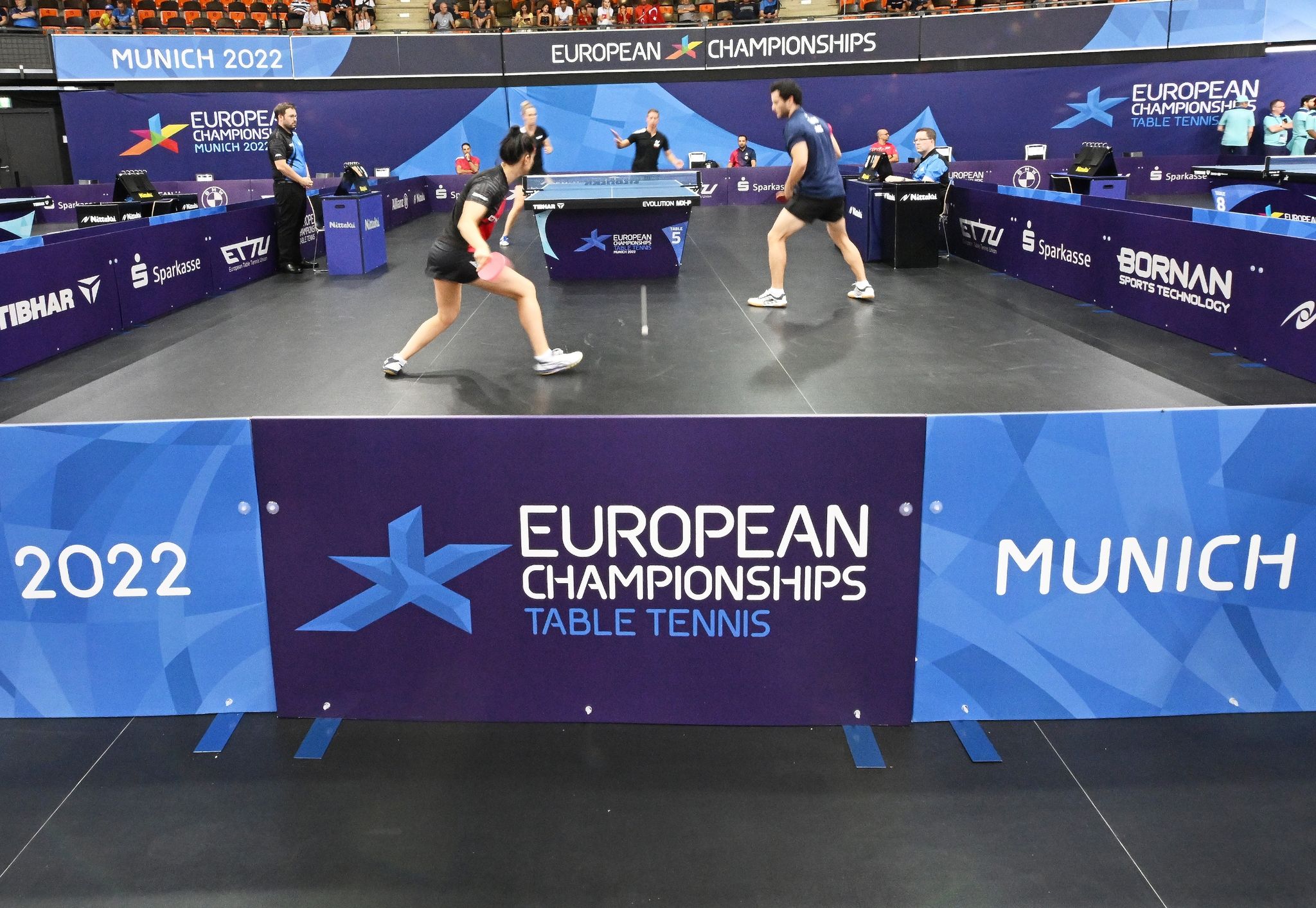 Bei den European Championships haben im Tischtennis die Einzel begonnen.