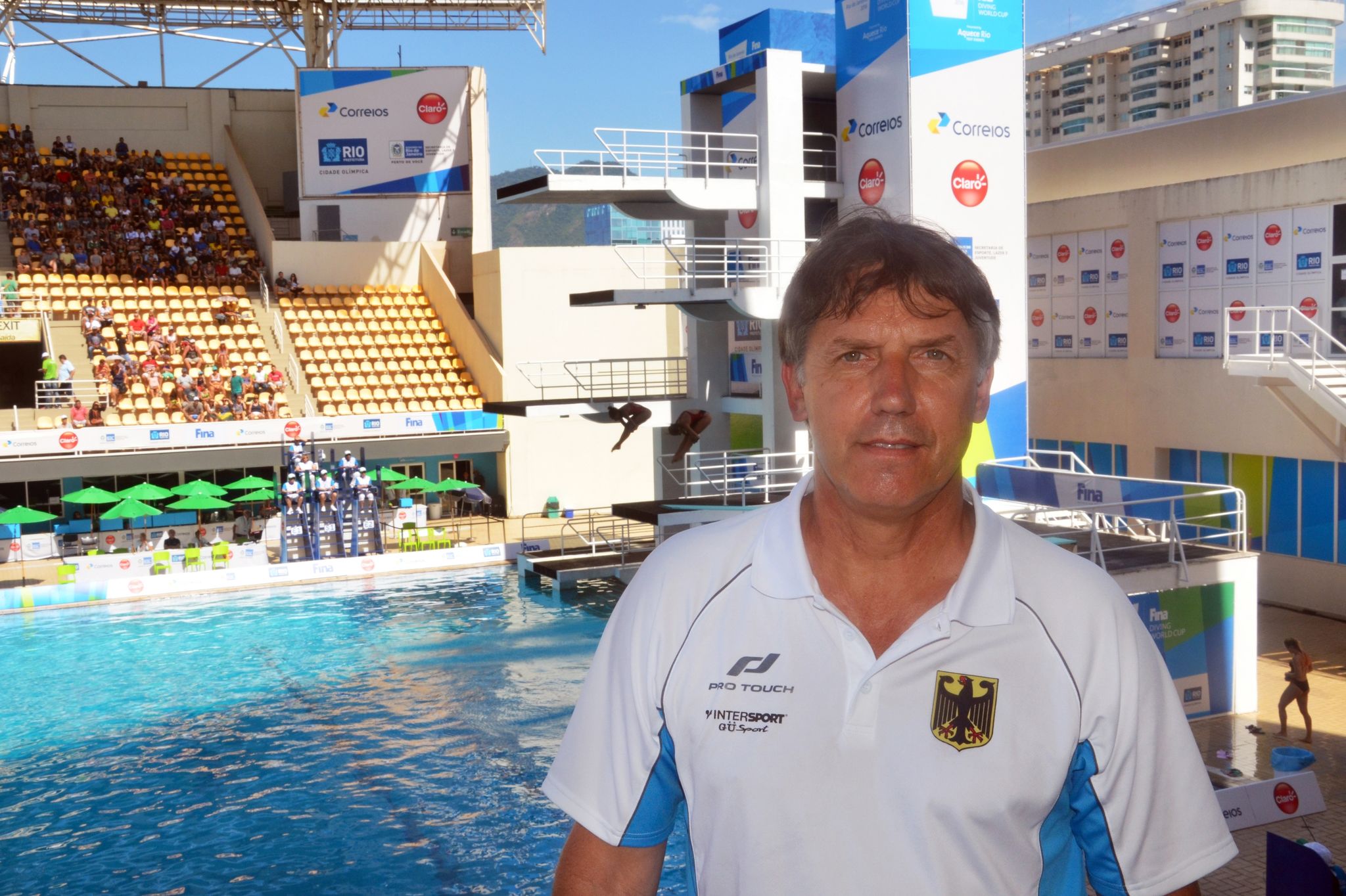 Der Wassersprung-Bundestrainer Lutz Buschkow wurde entlassen. Grund dafür sind Vorwürfe vom Missbrauch Jan Hempels gewusst, aber nichts unternommen zu haben.
