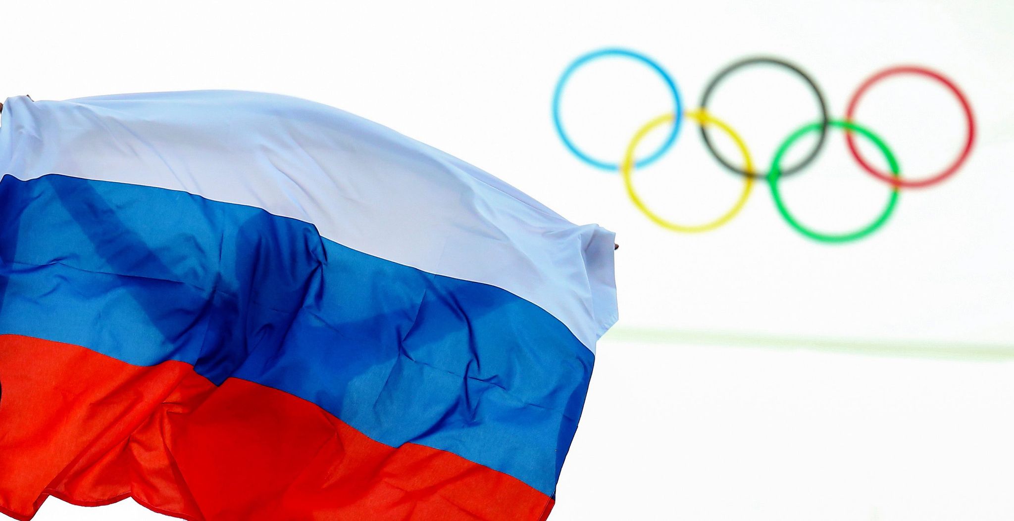 Trotz des Ukraine-Krieges nehmen russische und belarussische Athleten bei den Fechtweltmeisterschaften in Mailand teil.