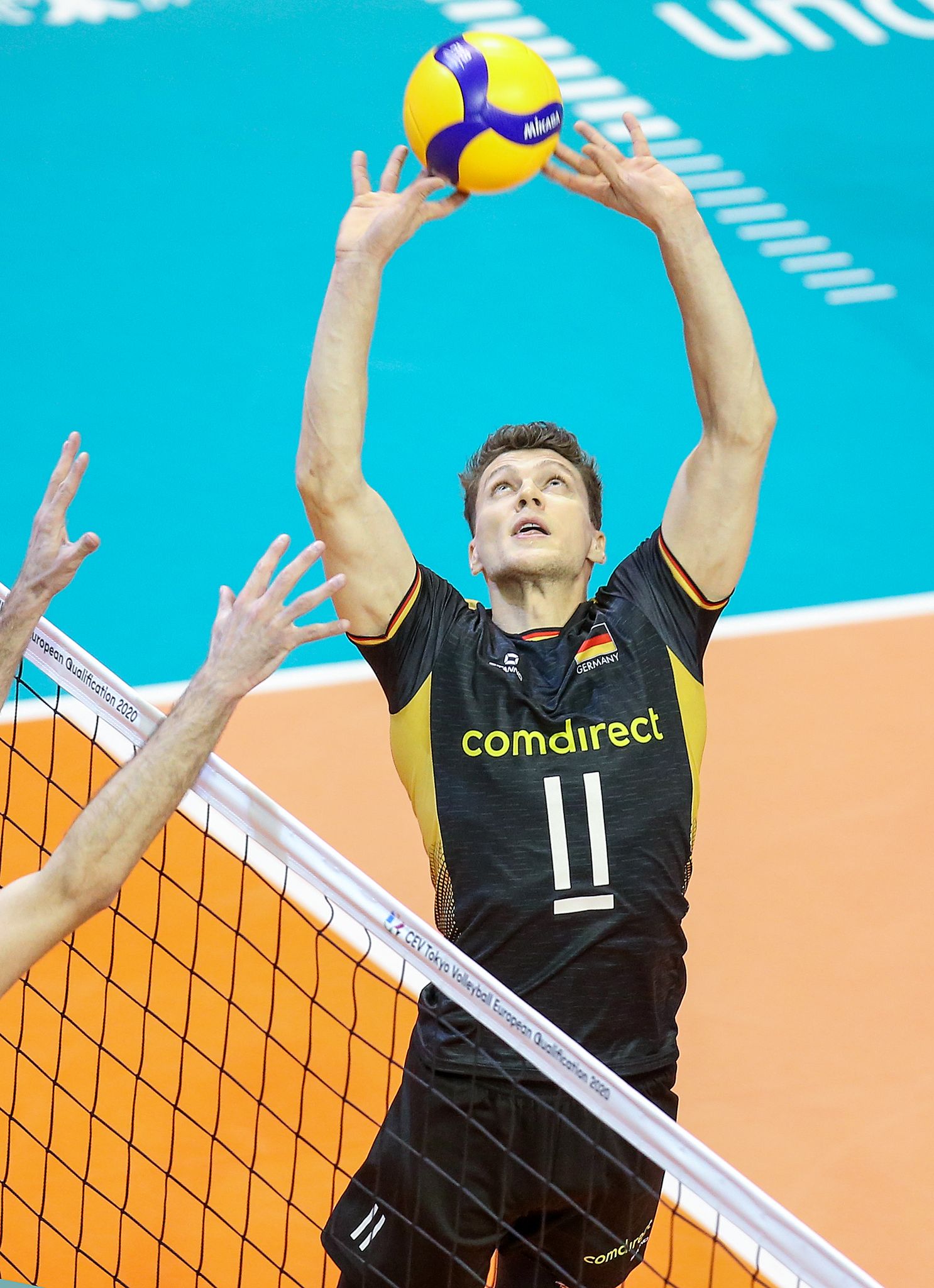 Will mit Deutschlands Volleyballern zu Olympia: Lukas Kampa.