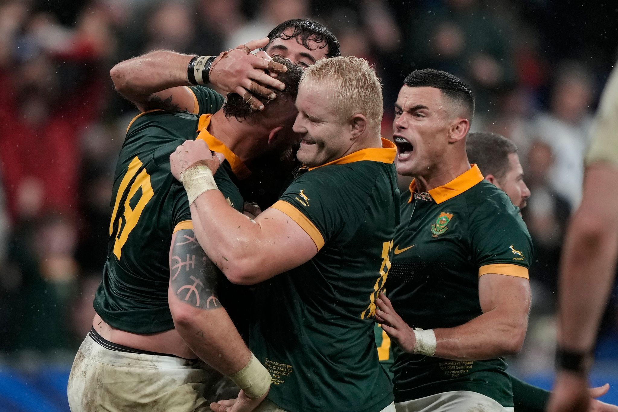 Südafrikanische Spieler feiern ihren Sieg.