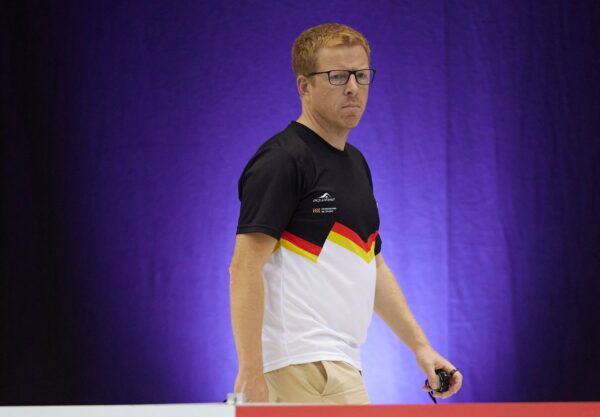 Bundestrainer Bernd Berkhahn hat deutliche Kritik am Deutschen Schwimm-Verband geübt.