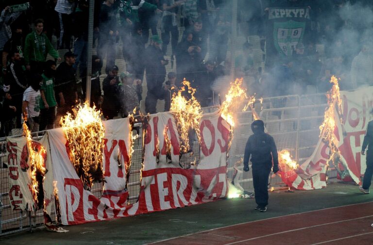 Nicht nur im Fußball kommt es immer wieder zu Gewalt zwischen den Fans von Panathinaikos Athen und Olympiakos Piräus.