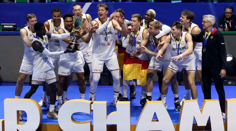 Als Weltmeister sind die deutschen Basketballer automatisch bei Olympia dabei.