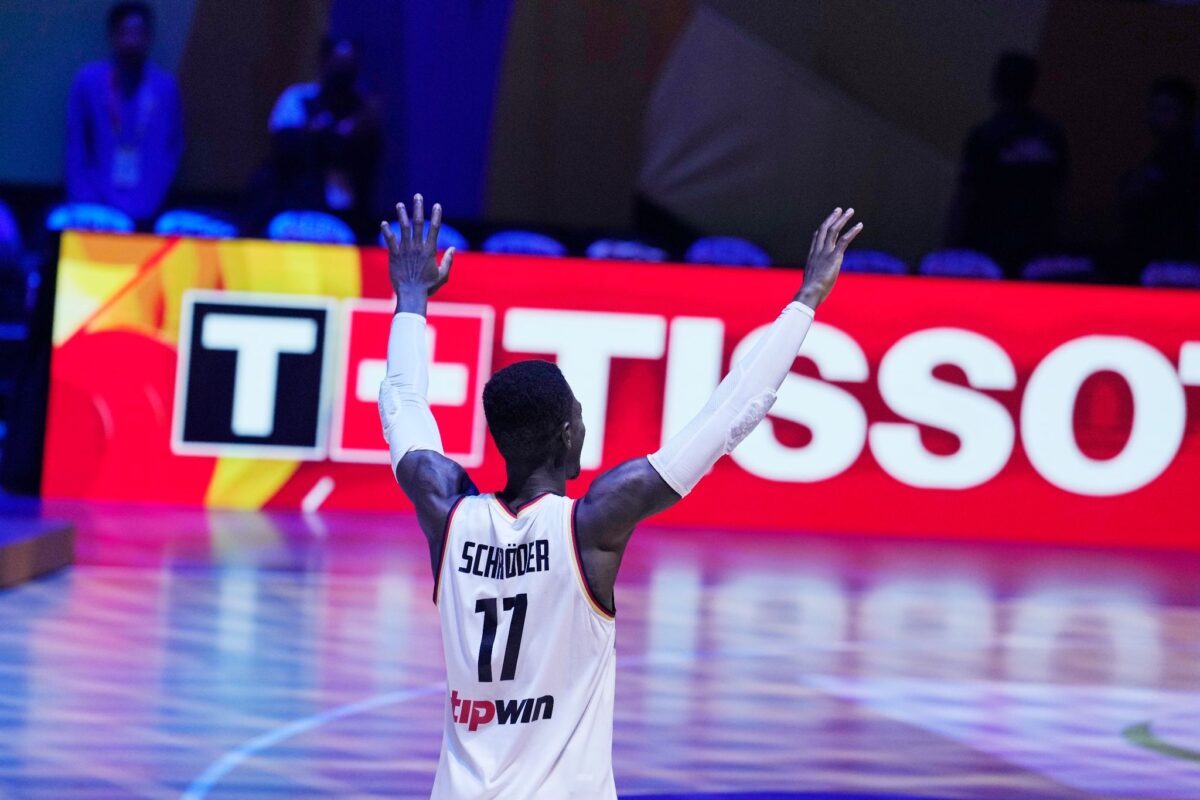 Basketball-Weltmeister Dennis Schröder als Fahnenträger bei Olympia? Für ihn gäbe es nichts Größeres.