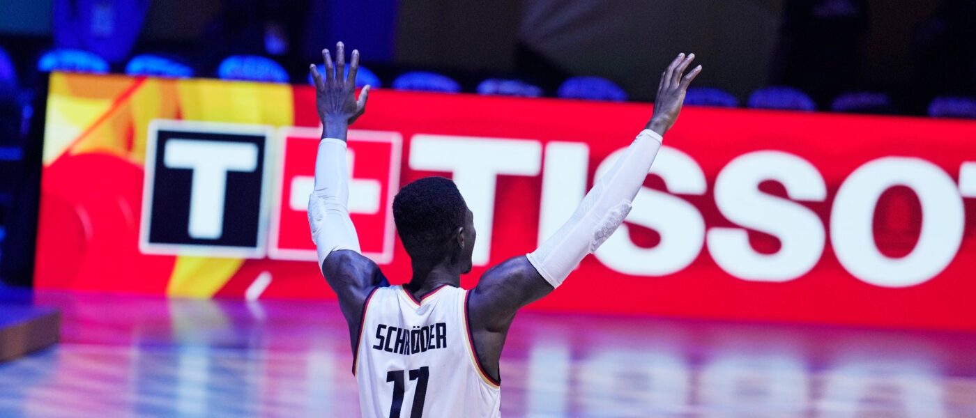 Basketball-Weltmeister Dennis Schröder als Fahnenträger bei Olympia? Für ihn gäbe es nichts Größeres.