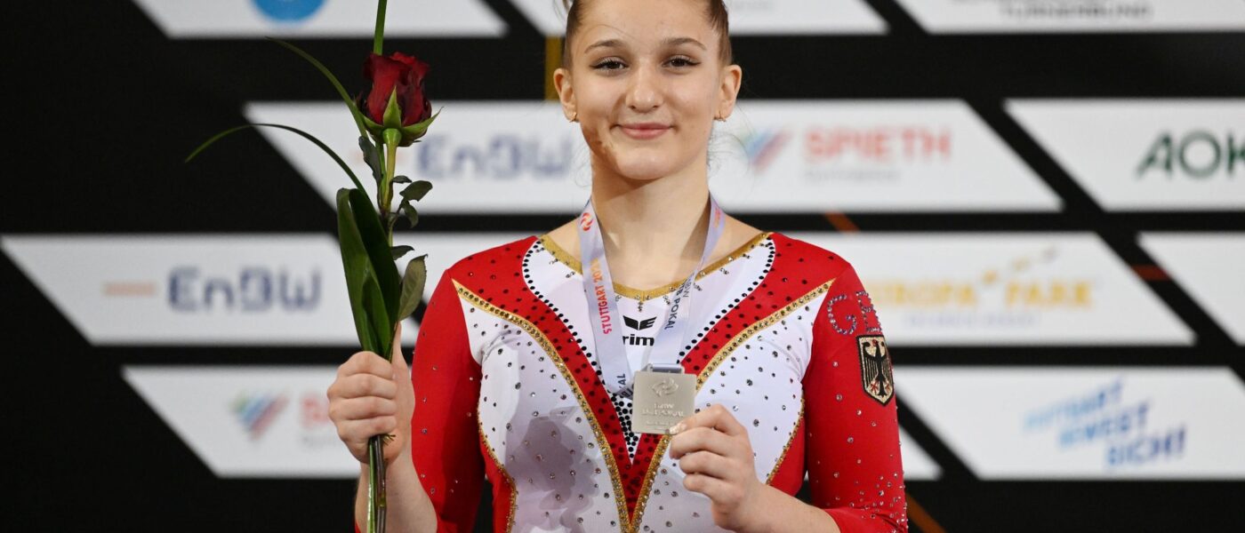 Turnerin Karina Schönmaier hat die erste EM-Qualifikation gewonnen.