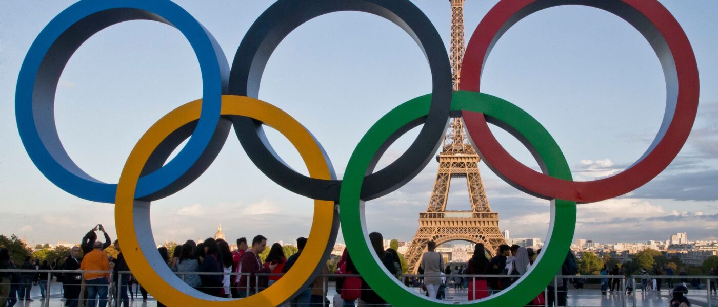 Die Olympischen Ringe sollen Ende April auf den Eiffelturm montiert werden.