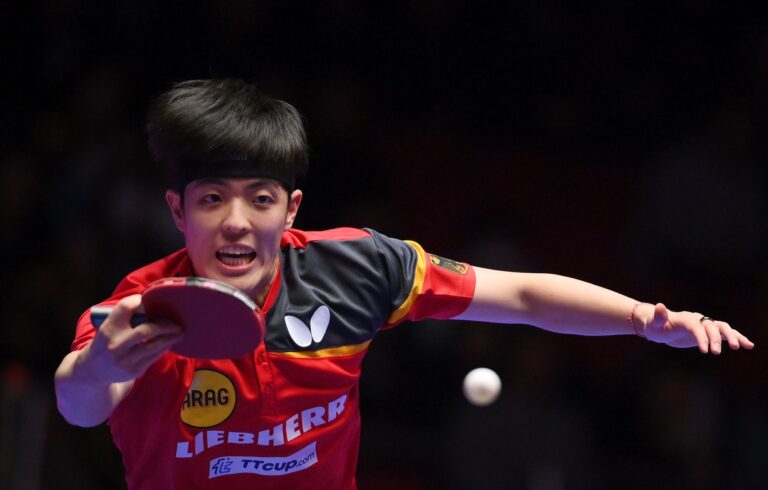 Dang Qiu gewann beim Grand-Smash-Turnier in Saudi-Arabien gegen Timo Boll.