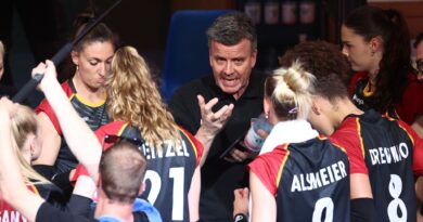 Die deutschen Volleyballerinnen kassierten im Kampf um das Olympia-Ticket einen weiteren Rückschlag.