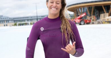 Als erste deutsche Surferin, die es zu den Olympischen Spielen geschafft hat, will Kemp auch ein Vorbild für andere Wellenreiterinnen sein.