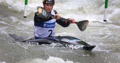 Olympiasiegerin Ricarda Funk hat den Kanu-Weltcup in Augsburg gewonnen.