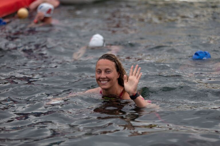 Leonie Beck siegte auch über die 10 Kilometer Freiwasserschwimmen.