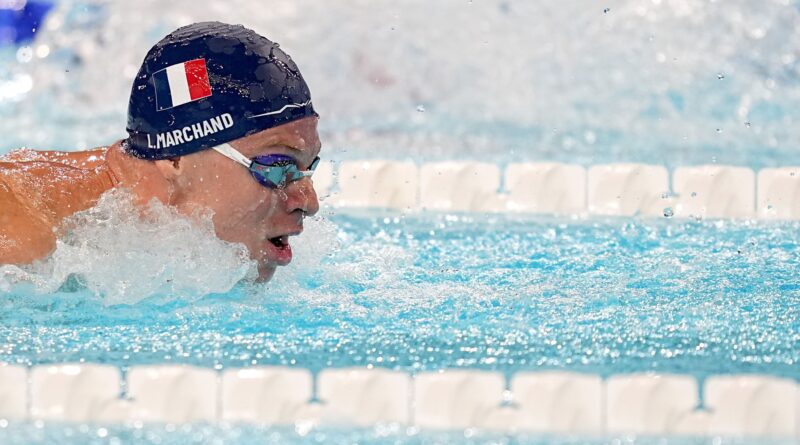 Léon Marchand hat bei Olympia die Goldmedaille gewonnen.