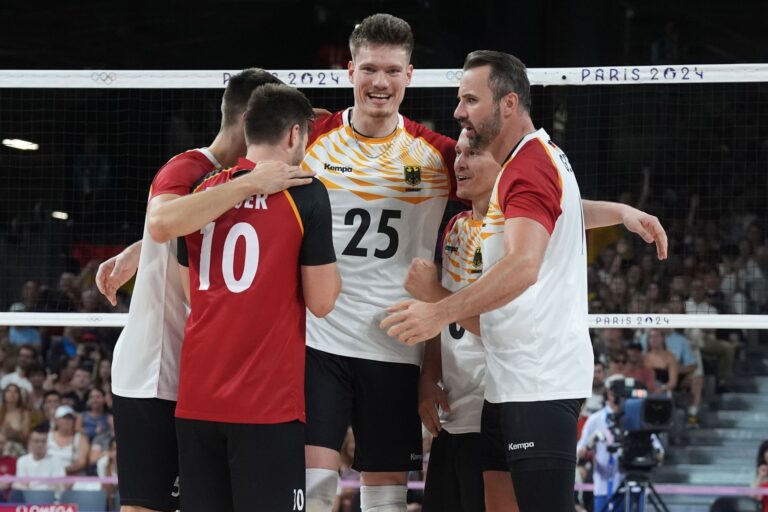 Deutschlands Volleyballer können aus der Niederlage gegen die USA viel Positives mitnehmen.