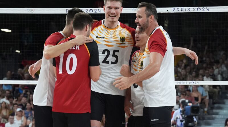 Deutschlands Volleyballer können aus der Niederlage gegen die USA viel Positives mitnehmen.