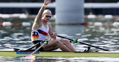 Geschafft: Oliver Zeidler steht m Halbfinale der olympischen Ruderregatta.