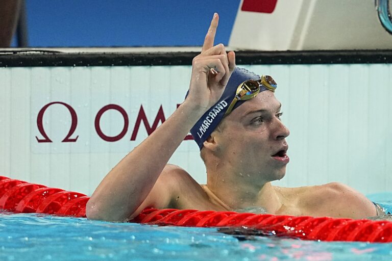 Léon Marchand hat bei Olympia erneut begeistert.