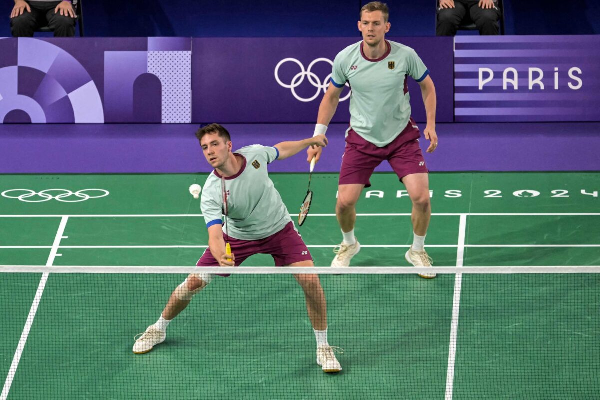 Wegen einer Verletzung von Mark Lamsfuß (l) hat das deutsche Doppel Lamsfuß und Marvin Seidel bei den Olympischen Spielen zurückgezogen.