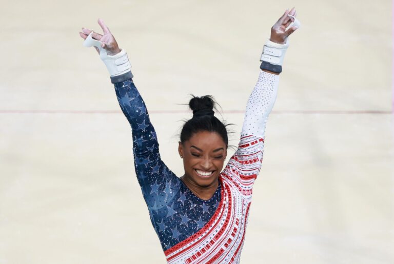 Hat allen Grund zum Jubeln: Simone Biles.