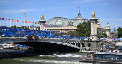 Schwimm-Bundestrainer Berkhahn sorgt sich um die Bedingungen in der Seine.