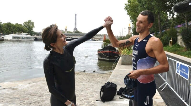 Frankreichs Sportministerin Amelie Oudea-Castera schwamm in der Seine.