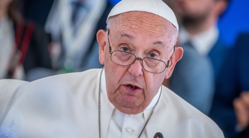 Papst Franziskus macht sich für einen Olympischen Frieden während der Spiele in diesem Sommer in Paris stark.