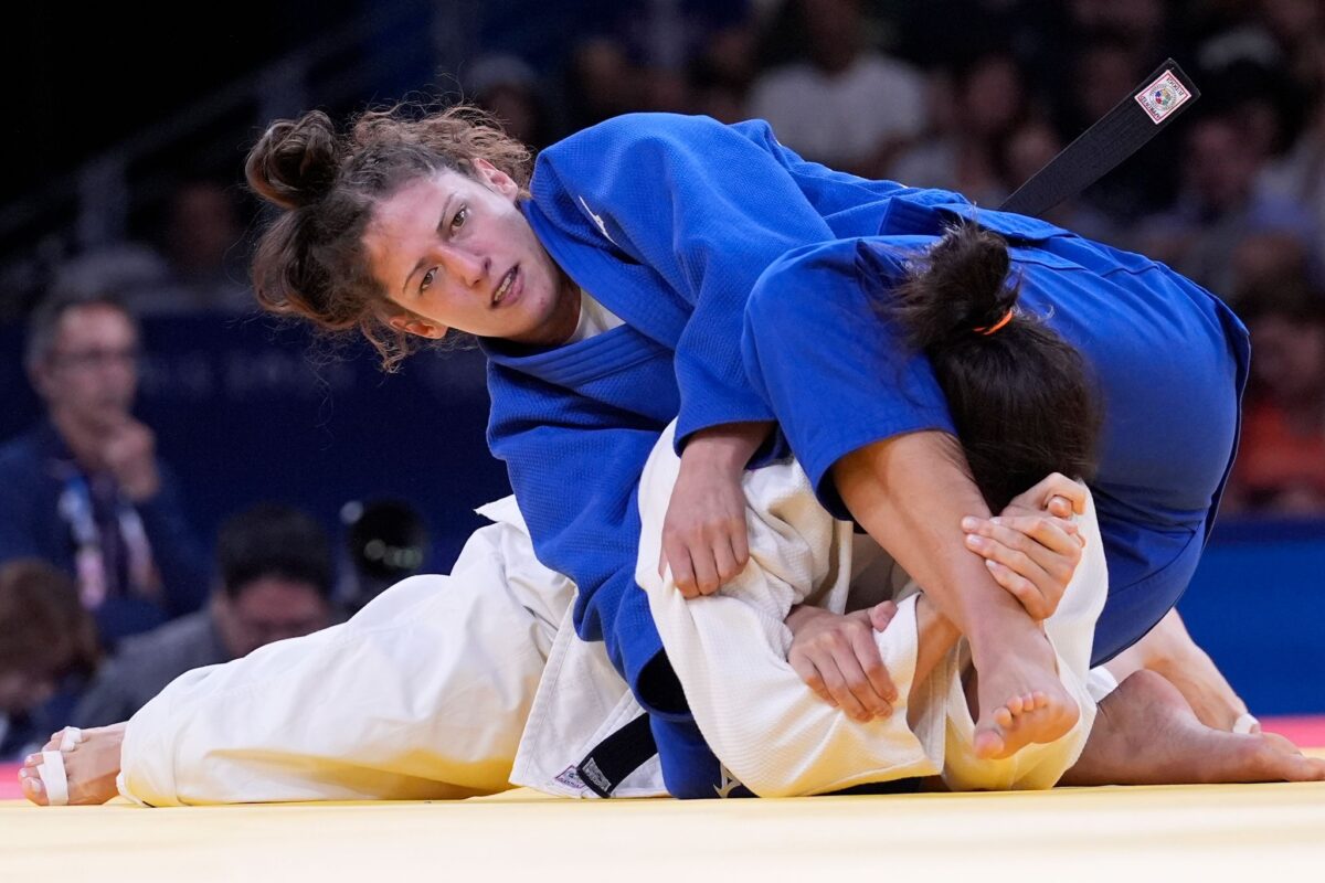 Miriam Butkereit (oben) holt in Paris die erste Medaille für das deutsche Judo-Team.