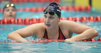 Leonie Märtens schwimmt bei den Olympischen Spielen in Paris auch das Freiwasserrennen über 10 Kilometer.