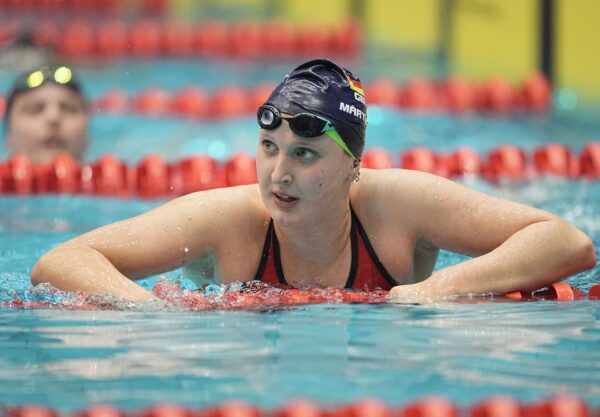 Leonie Märtens schwimmt bei den Olympischen Spielen in Paris auch das Freiwasserrennen über 10 Kilometer.