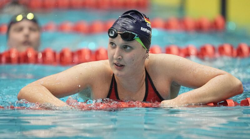 Leonie Märtens schwimmt bei den Olympischen Spielen in Paris auch das Freiwasserrennen über 10 Kilometer.