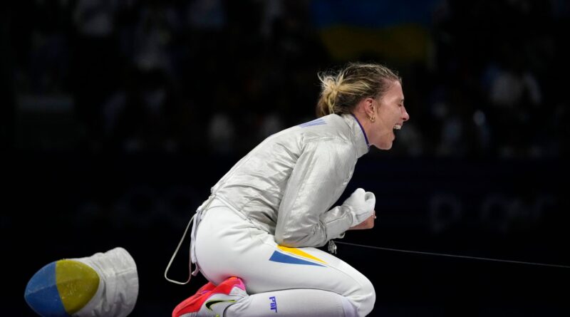 Olga Charlan holt die erste Medaille für die Ukraine bei Olympia in Paris.