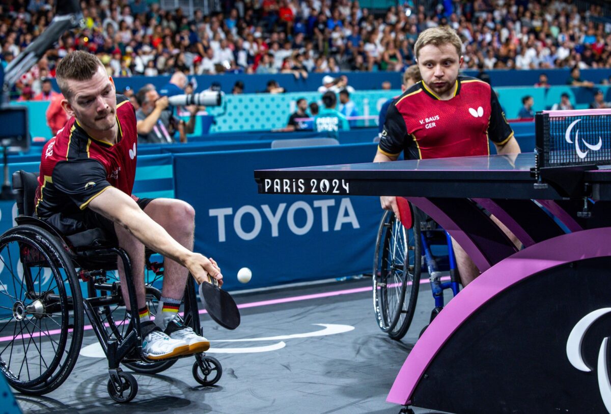 Valentin Baus und Thomas Schmidberger kämpfen im Tischtennis-Doppel um Gold.