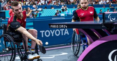 Valentin Baus und Thomas Schmidberger kämpfen im Tischtennis-Doppel um Gold.