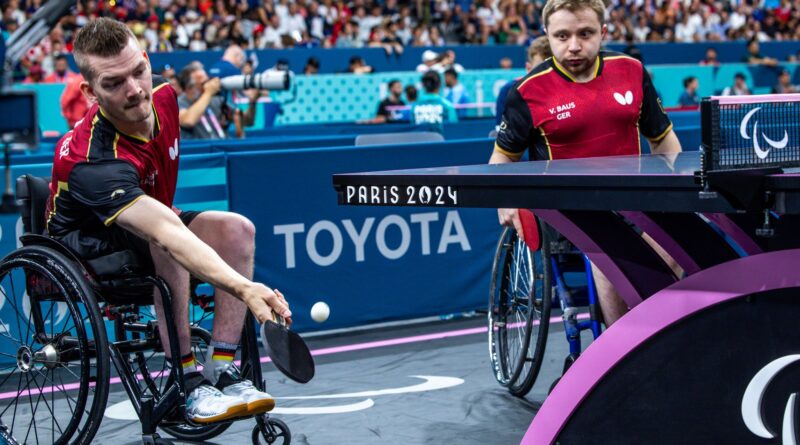 Valentin Baus und Thomas Schmidberger kämpfen im Tischtennis-Doppel um Gold.