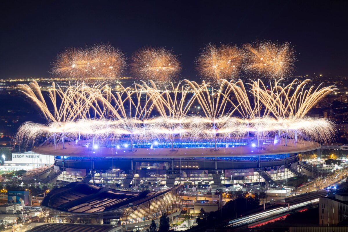 Mit einem Feuerwerk über dem Stade de France endete Olympia in Paris.