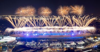 Mit einem Feuerwerk über dem Stade de France endete Olympia in Paris.