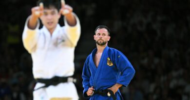 Fassungslos: Igor Wandtke (r.) nach dem verlorenen Bronze-Kampf gegen Südkorea.