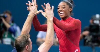 Feiert ihren dritten Triumph in Paris: Simone Biles.