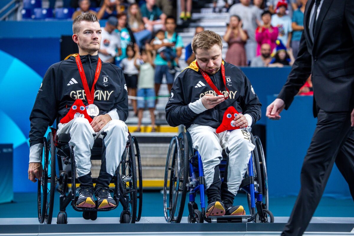 Silber für das Tischtennis-Doppel Thomas Schmidberger (l) und Valentin Baus (r).