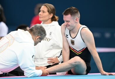 Für Fabian Vogel endet das Olympia-Debüt schmerzhaft.