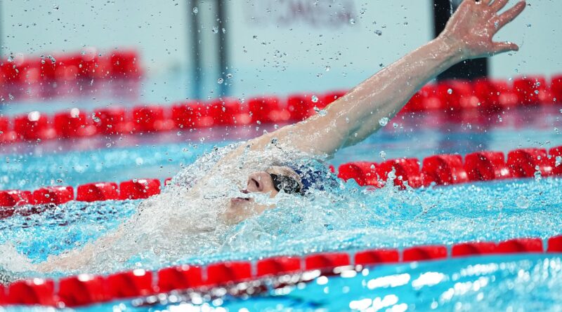 Lukas Märtens hat eine Medaille im Rückenschwimmen verfehlt.