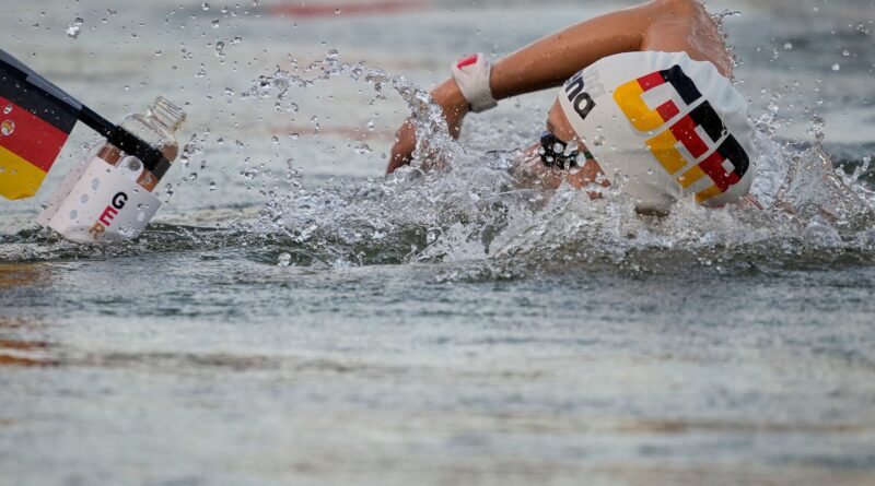 Leonie Beck musste sich nach ihrem Freiwasserrennen mehrmals übergeben.