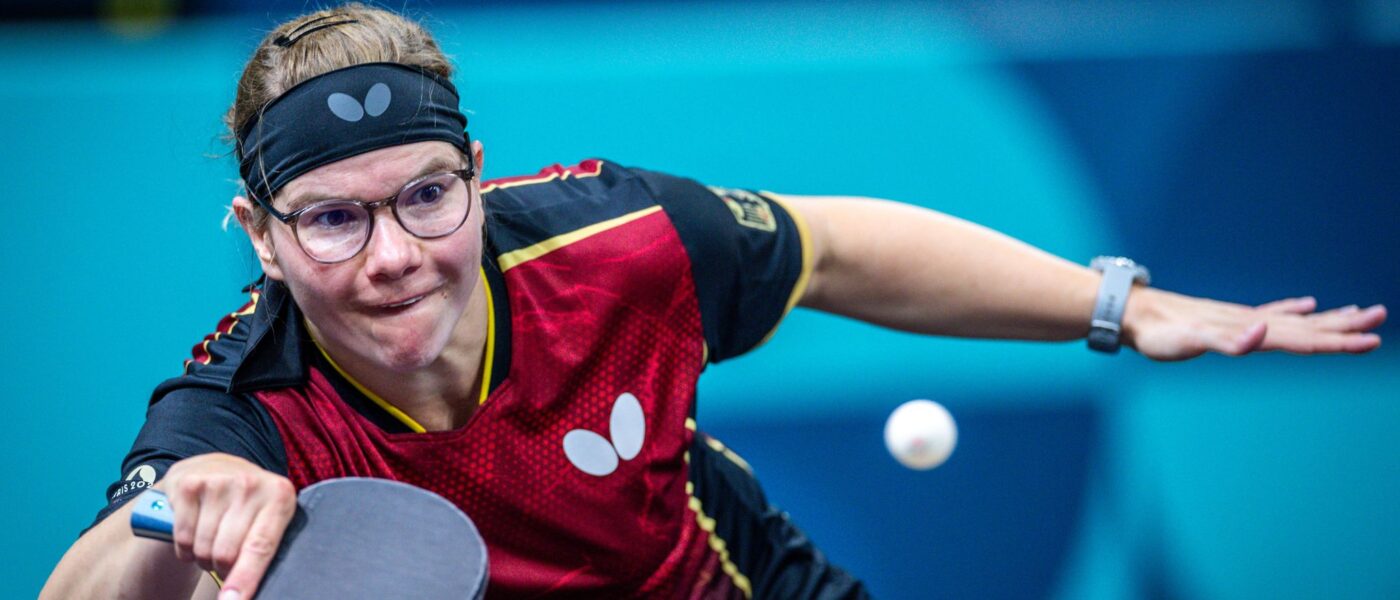 Tischtennisspielerin Juliane Wolf hat bei den Paralympics die Bronzemedaille gewonnen.