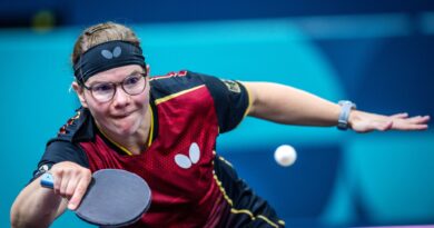 Tischtennisspielerin Juliane Wolf hat bei den Paralympics die Bronzemedaille gewonnen.