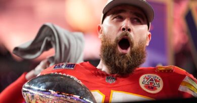 Die Vince Lombardi Trophy ist das große Ziel für Travis Kelce und die Kansas City Chiefs.